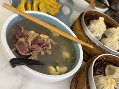 -老新隆牛肉锅贴(新街口店)