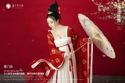 -盘子女人坊古装写真摄影(厦门总店)