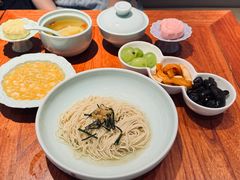 -裕兴记•蟹黄面馆(人民广场店)