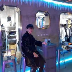 -八佰伴8008星级形象店