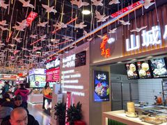 -八一路好吃街(雨田商务大厦店)