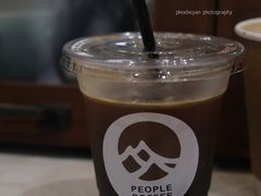 soe草莓糖冰美式-众人咖啡·PEOPLE COFFEE(罗湖益田假日广场店)