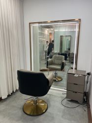 -FIND·M salon