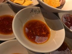 -老牌坊云南鱼豆花火锅(哈西万达店)