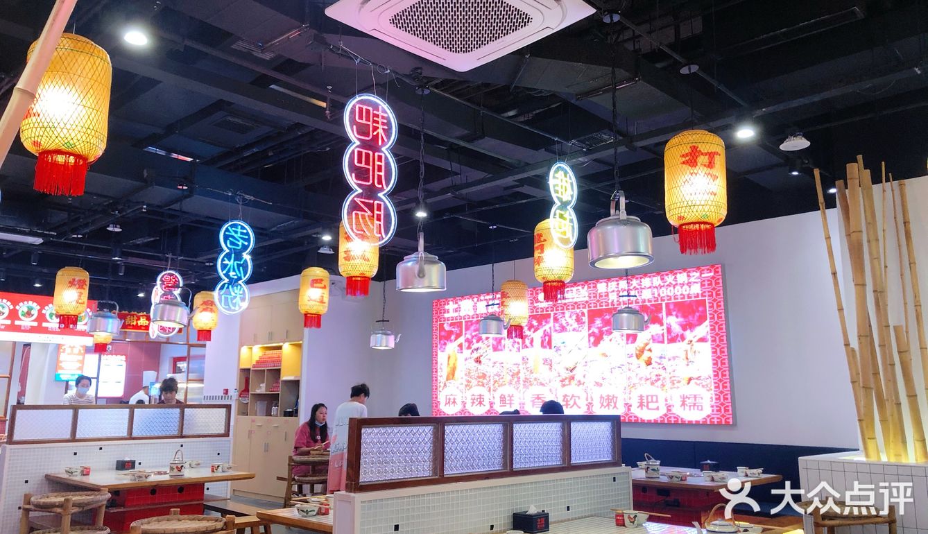 北京首家甜品自助火锅，32道甜品随便吃