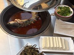 -大鹅岛灶台鱼·铁锅炖(水库路店)