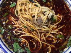 牛肉面-伊穆祥牛肉面总店·清真
