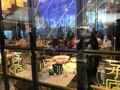 面包甜点陈列柜-茅庐毛血旺(临沂泰盛广场店)