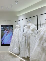 -Renee芮亦婚纱