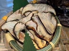 -慢丽江·云南野生菌土鸡锅(付家庄店)