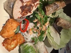 -大头虾越式风味餐厅(光明广场店)