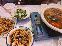 -霄汉牛三鲜湖北砂锅菜(万松园2店)