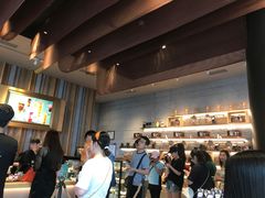 -星巴克臻选(济南恒隆店)