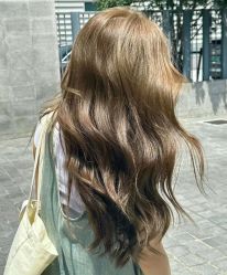 -IU潮牌·SALON