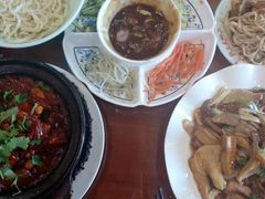 -天天初二·天津传统捞面·天津特色菜(凌奥总店)