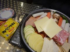 -七星布车休闲料理店