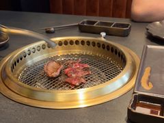 -铭牛烧肉·和牛海鲜自助(高新月牙湖店)
