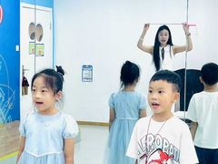 -蓝话筒·少儿成人演讲口才·主持朗诵·戏剧表演(大华第一坊店)