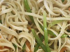 -服务大楼冷面(延大店)