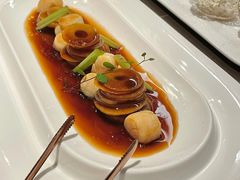 氧化蒜拌贝丁-海派悦庭·海胆烧麦·新融合菜(凯德广场店)