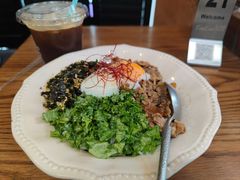 -CowCow其其·牛杂咖啡公司(六运店)
