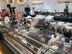 -VENCHI 闻绮(上海佛罗伦萨小镇店)