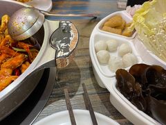 -鸡遇虾煲干锅火锅(小寨金莎店)