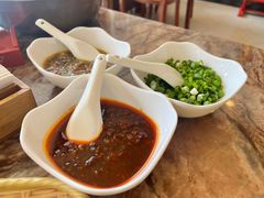 -鲁朗纳麦石锅鸡庄园