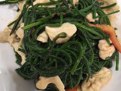 -汗腾格里·风味餐厅(新疆驻京办店)