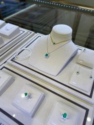 点击看大图 -Cindy Jewelry·钻戒·彩色宝石