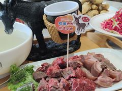 -乔家小院•本地小海鲜•非遗驴肉(万年泉路店)