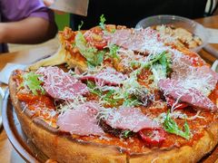 -Dragon Pizza•圆脸龙披萨·牛排餐厅