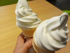 榴莲之神冰淇淋花筒-肯德基(诸城市柏斯奇店)