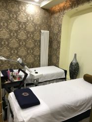 -苗方清颜痘肌研究所