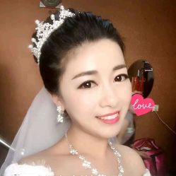 -贺贺新娘造型婚纱店