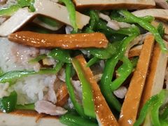 青椒豆干炒肉丝-莹珠阁·私房菜