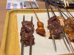 -街角等你.大连海鲜烧烤.经典铁板海鲜串(西安路店)