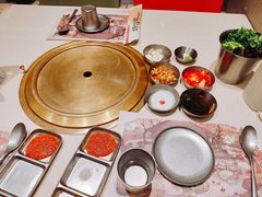 -蚂蚁洞·烤肉大营地(上海静安大悦城店)
