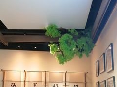 -良米山·云南野生菌过桥米线(上海首店)