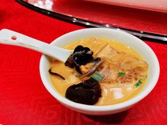 拿铁鱼头汤-臻嗪·非遗本帮菜餐厅(中信广场店)