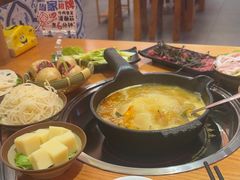 -黔三一夺夺粉酸汤火锅(百信店)