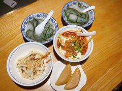 -龙抄手食府(浣花北路店)