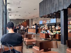 -星巴克臻选(广州高德置地秋广场店)