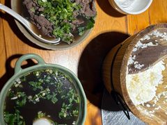 -大众跷脚牛肉馆·非遗传承单位(峨眉山店)