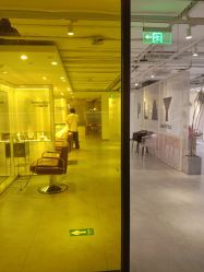 -AYO SALON