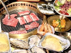 -铭牛烧肉·和牛海鲜自助(高新月牙湖店)