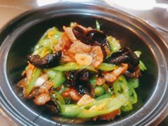 尖椒小炒肉-江上江·精致淮扬菜