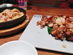 -云海肴·汽锅鸡·云南菜(天山百盛优客店)