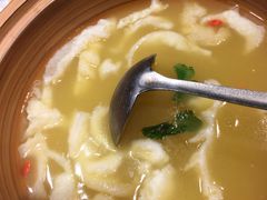 -白玉兰酒店(上海田子坊马当路地铁站店)