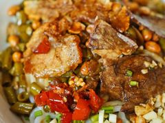 -牛八宝桂林米粉(八里庄店)